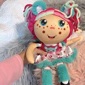 Zoey Flip Zee Girls Doll